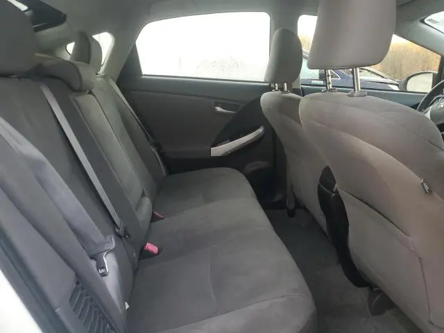 2013 TOYOTA PRIUS PLUG-IN   