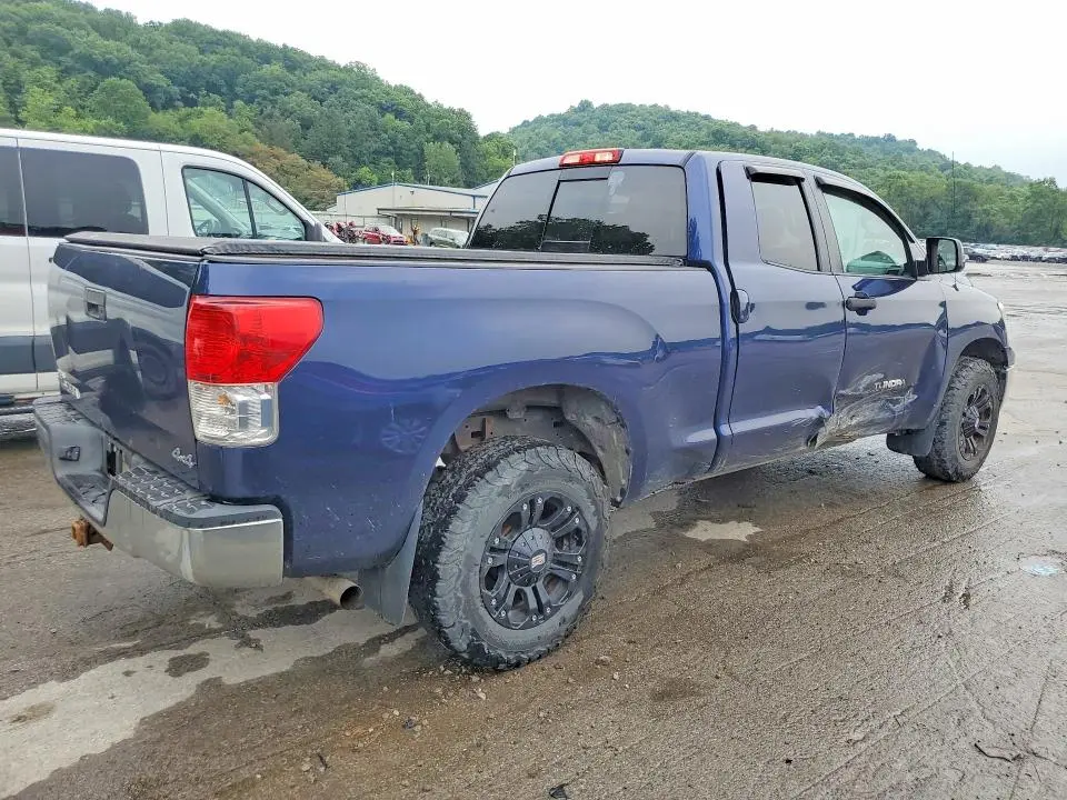 2013 TOYOTA TUNDRA DOUBLE CAB SR5  