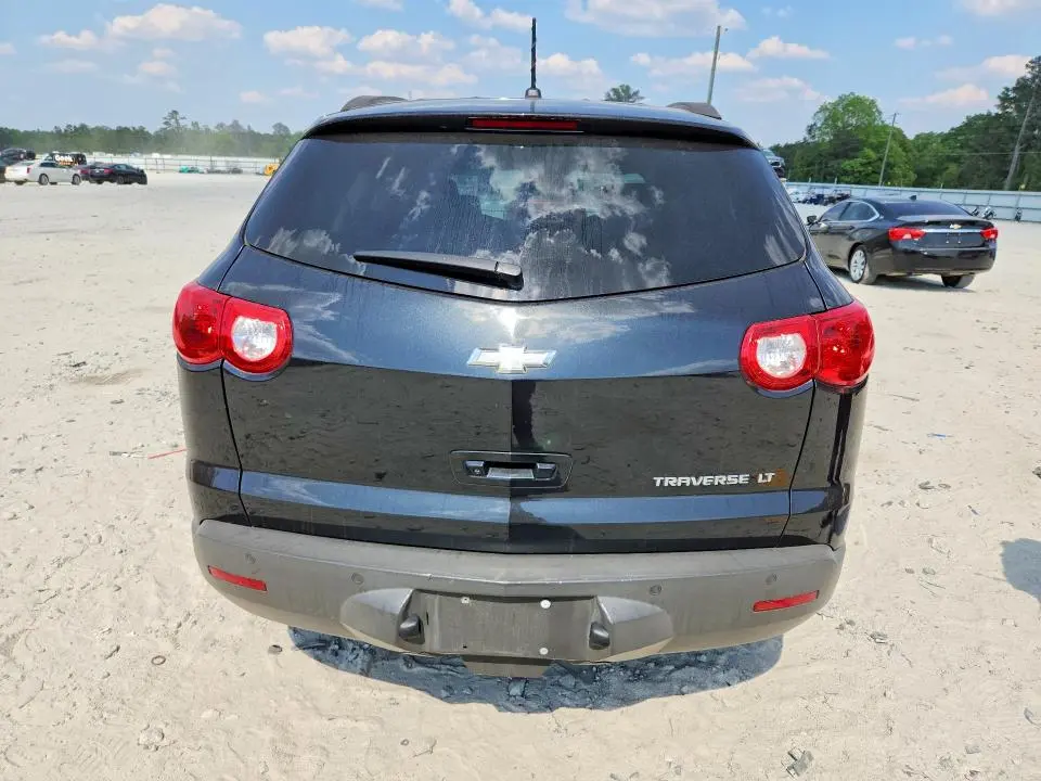 2012 CHEVROLET TRAVERSE LT  