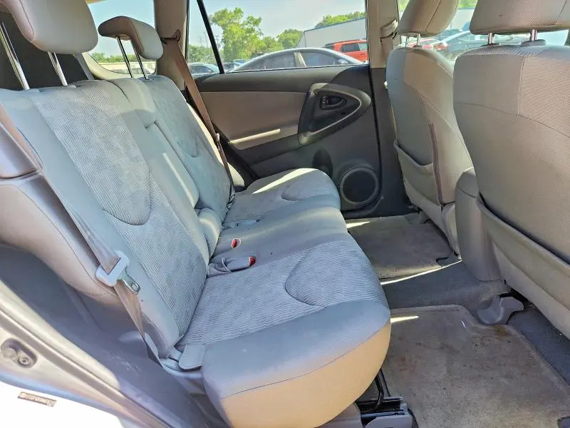 2010 TOYOTA RAV4 BASE  