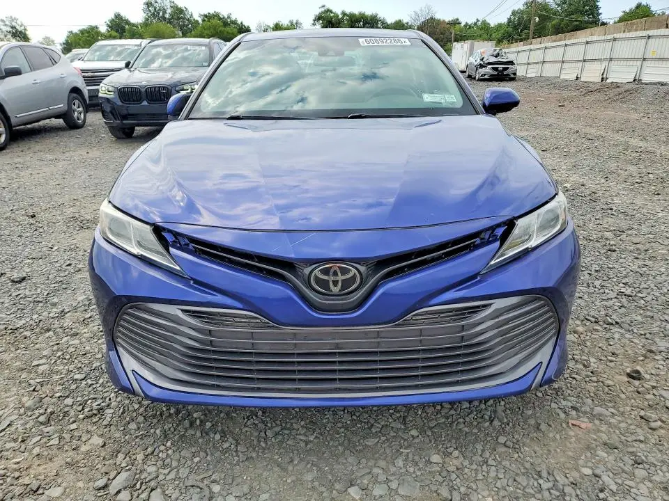 2018 TOYOTA CAMRY LE  