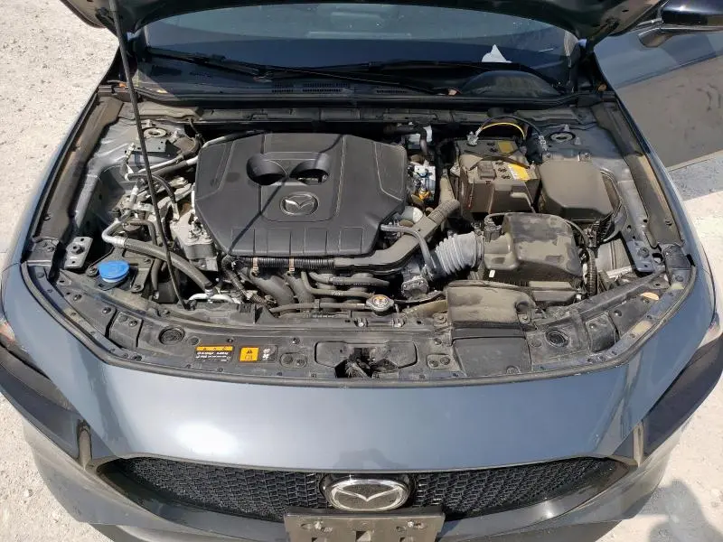 2024 MAZDA 3 PREFERRED  
