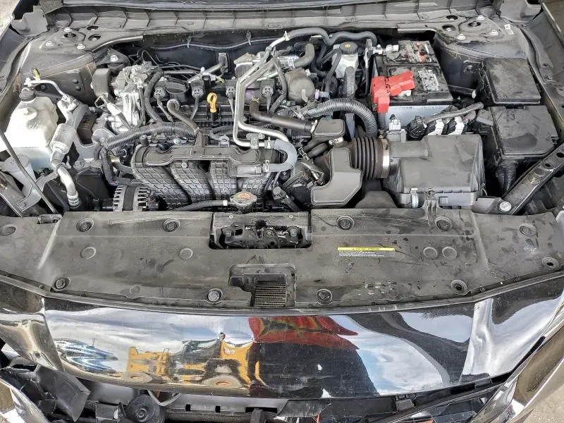 2024 NISSAN ALTIMA SR  