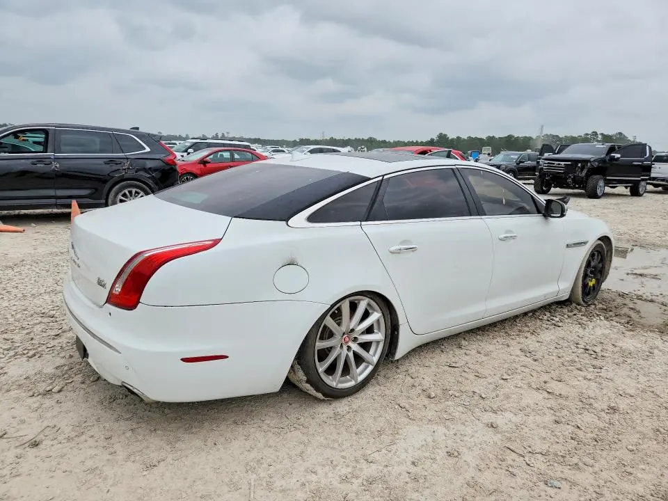 2015 JAGUAR XJL PORTFOLIO  