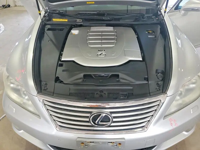 2011 LEXUS LS 460  