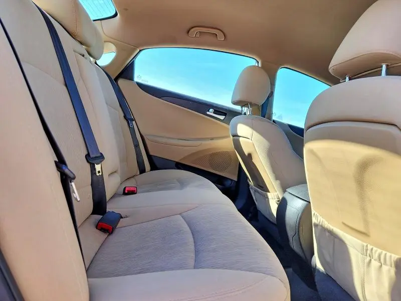 2012 HYUNDAI SONATA GLS  