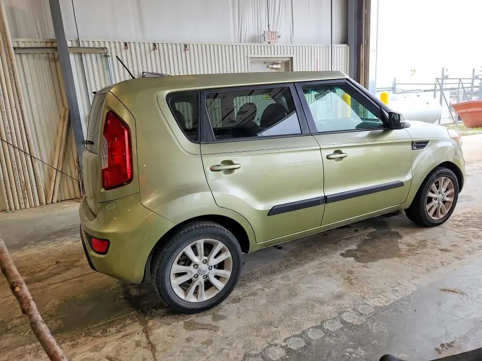 2012 KIA SOUL +  