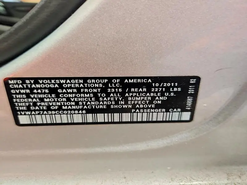 2012 VOLKSWAGEN PASSAT S  