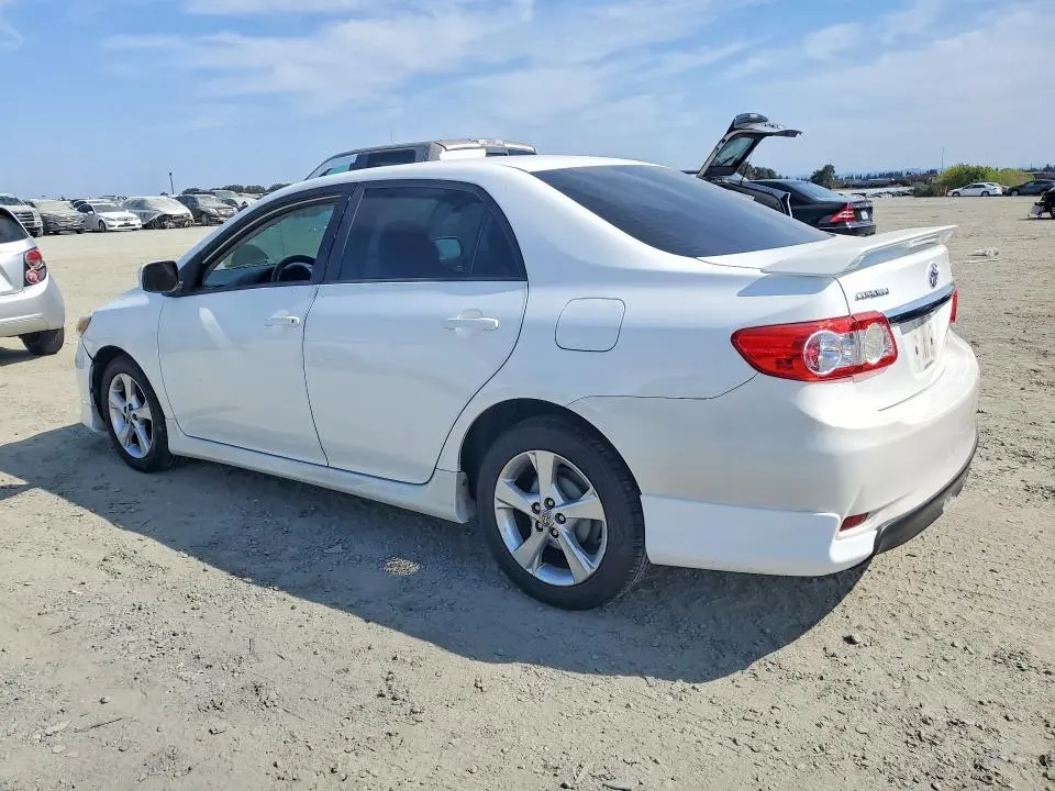 2013 TOYOTA COROLLA S  