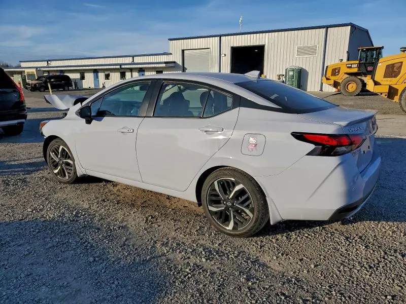 2025 NISSAN VERSA SR  