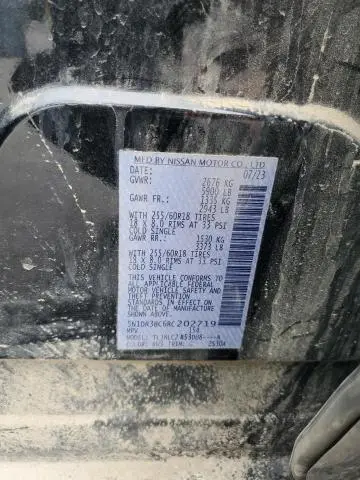 2024 NISSAN PATHFINDER SV  