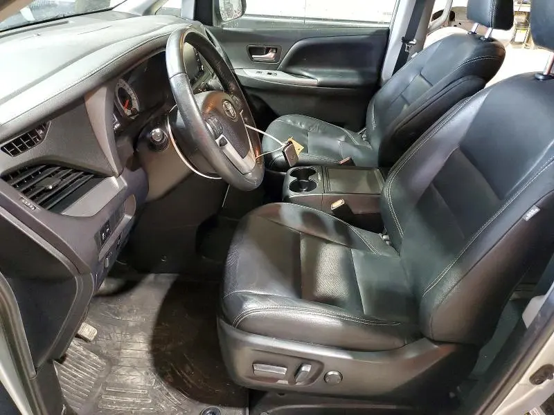 2020 TOYOTA SIENNA SE 7-PASSENGER  