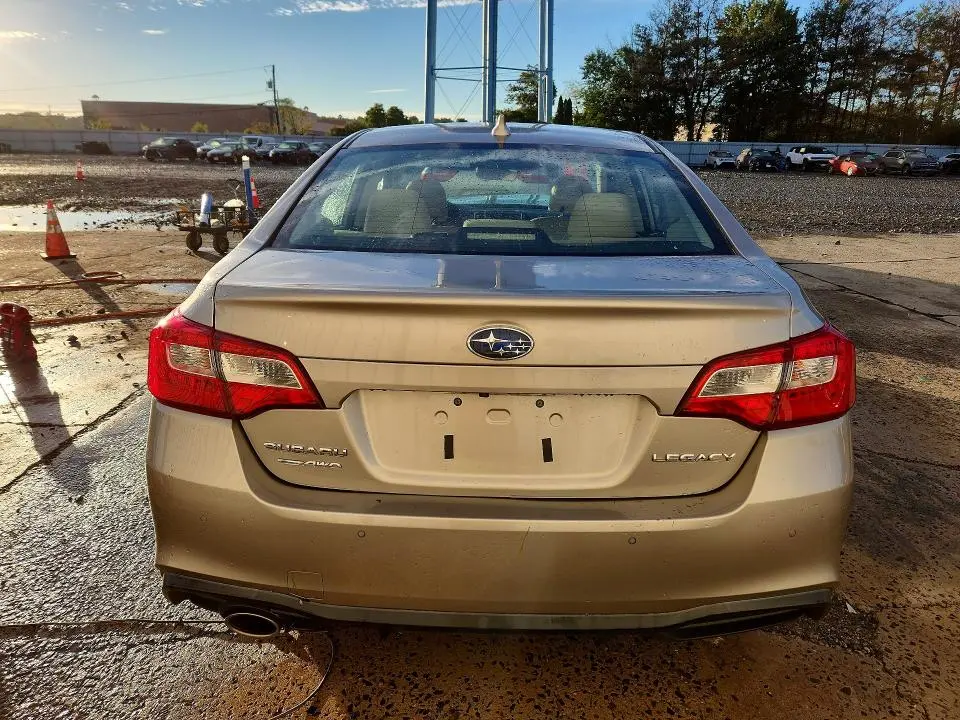 2019 SUBARU LEGACY 2.5I LIMITED  