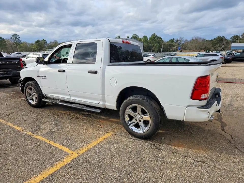 2014 RAM 1500 ST  