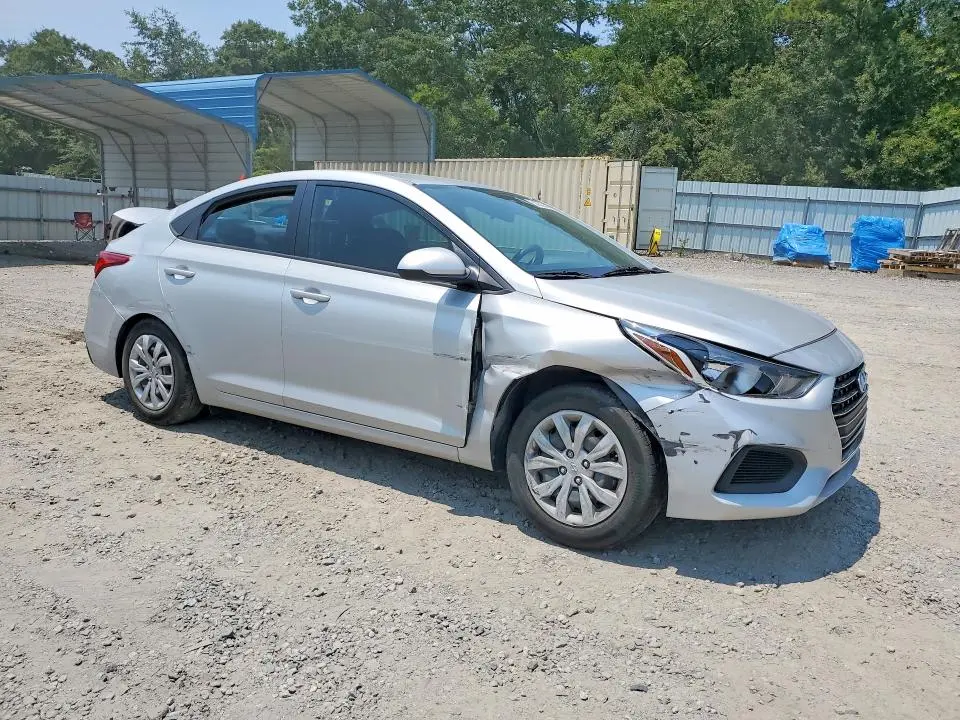 2022 HYUNDAI ACCENT SE  