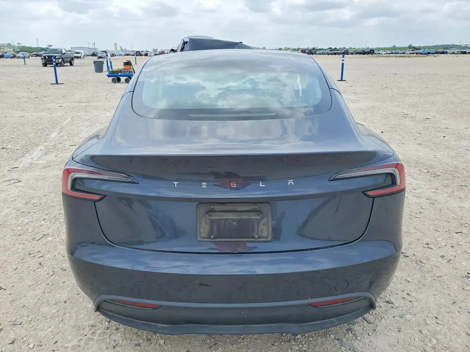 2025 TESLA MODEL 3   
