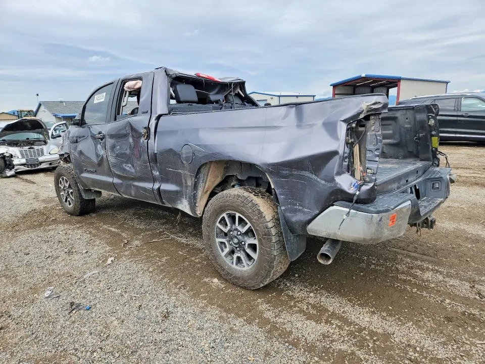 2017 TOYOTA TUNDRA SR5  