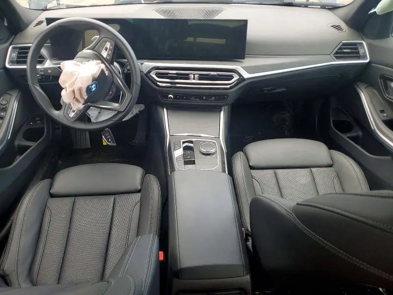 2024 BMW 330E   