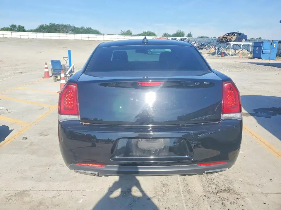 2017 CHRYSLER 300 S  