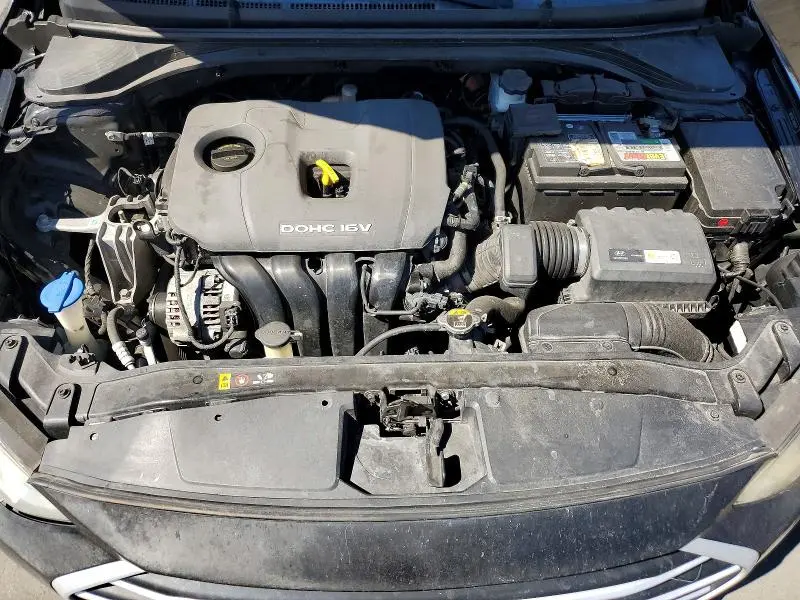 2018 HYUNDAI ELANTRA SE  