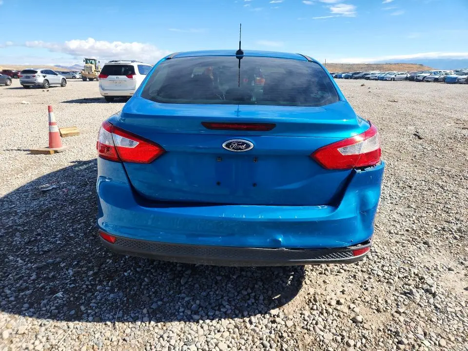2013 FORD FOCUS SE  