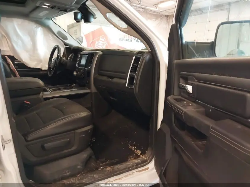 2015 RAM 1500 SPORT