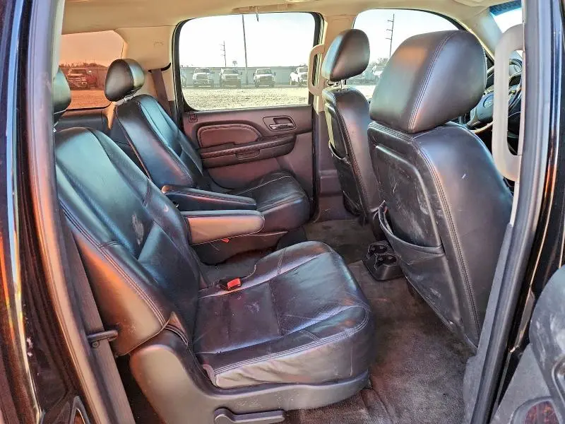 2010 GMC YUKON XL DENALI  