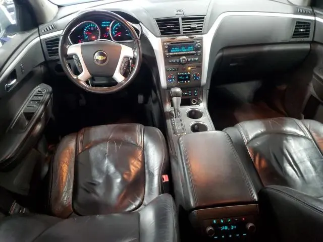 2011 CHEVROLET TRAVERSE LT  