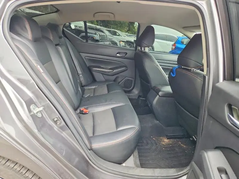 2021 NISSAN ALTIMA SR  