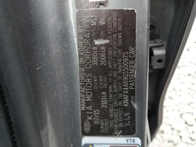 2016 KIA FORTE LX  