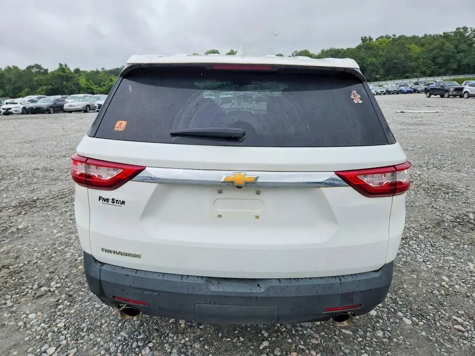 2019 CHEVROLET TRAVERSE LS  