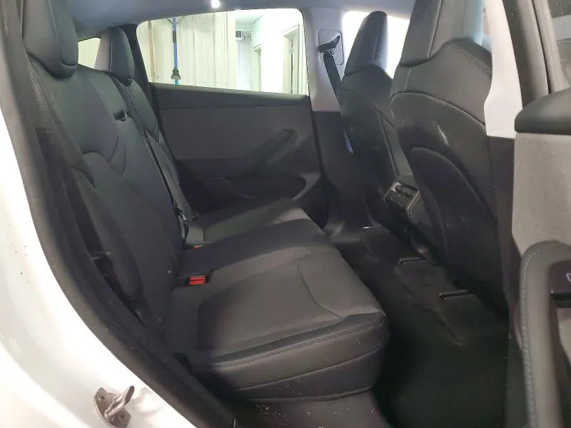 2026 TESLA MODEL Y   