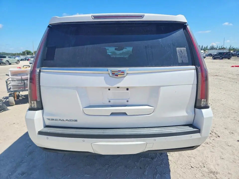 2016 CADILLAC ESCALADE ESV PREMIUM  