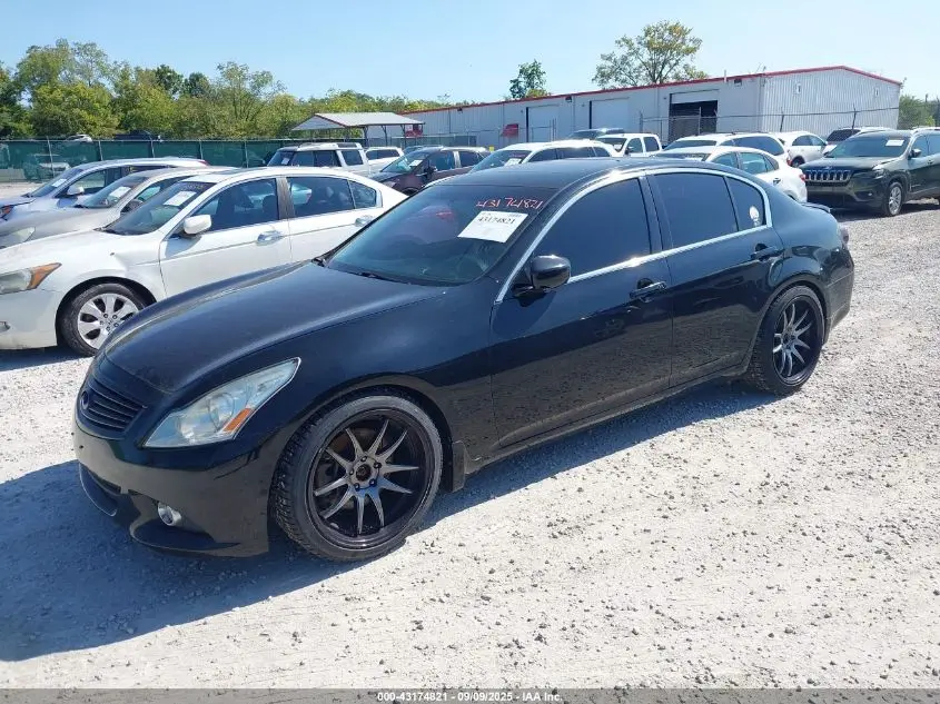 2012 INFINITI G37X  