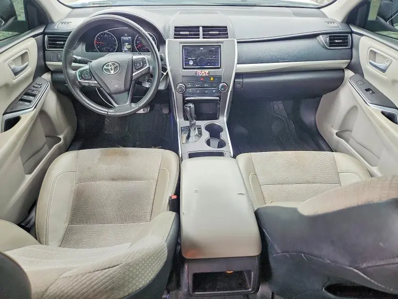 2017 TOYOTA CAMRY SE  