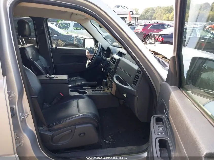 2012 JEEP LIBERTY SPORT