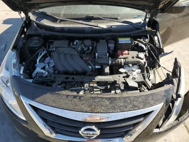 2017 NISSAN VERSA S  