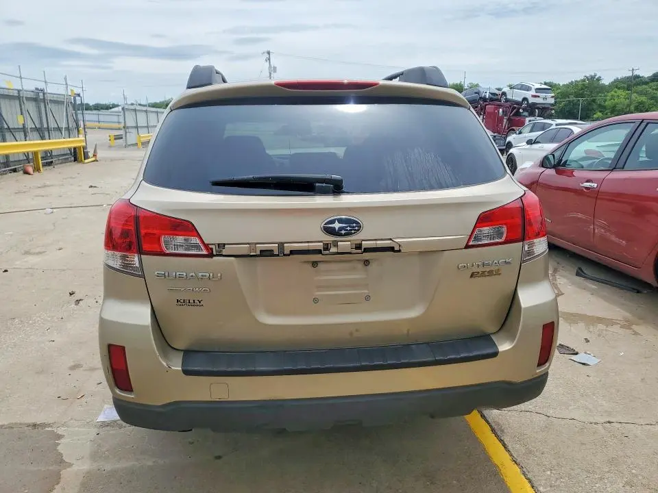 2010 SUBARU OUTBACK 2.5I PREMIUM  