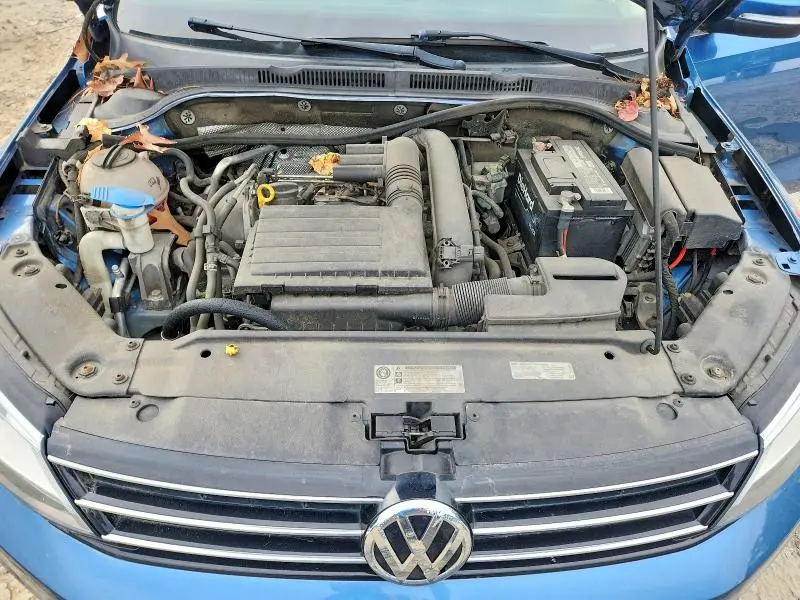 2016 VOLKSWAGEN JETTA SE  