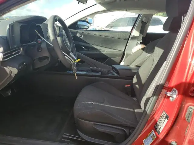 2022 HYUNDAI ELANTRA SE  