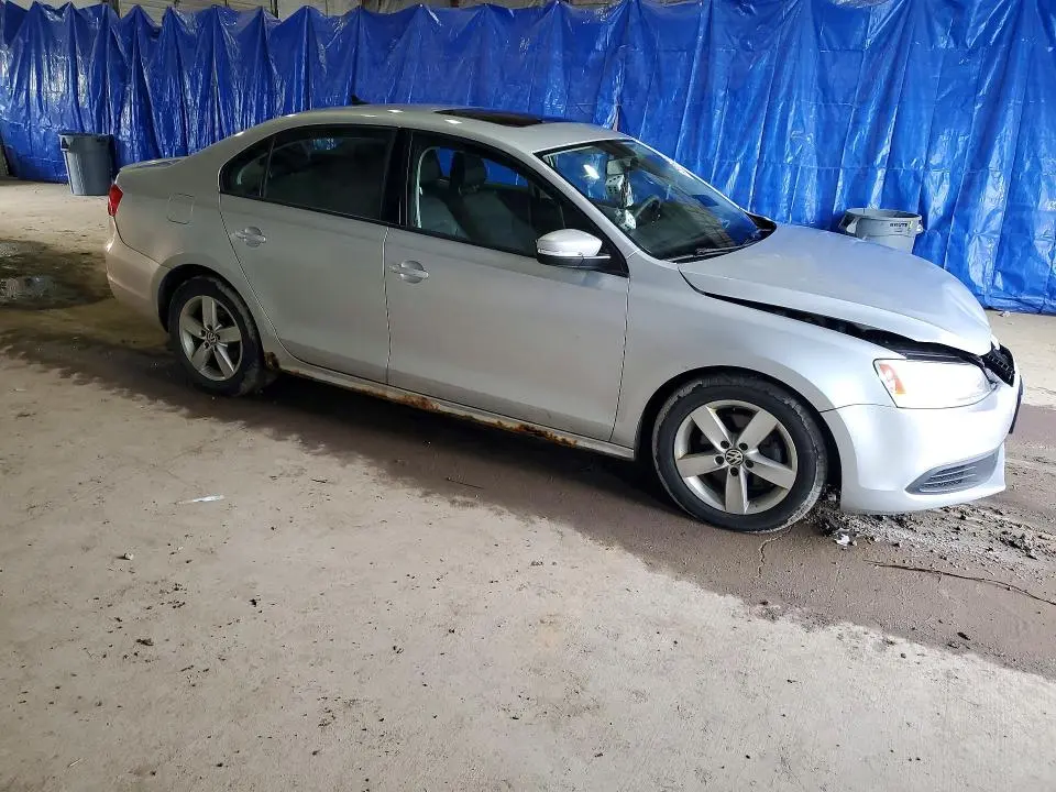 2012 VOLKSWAGEN JETTA TDI  