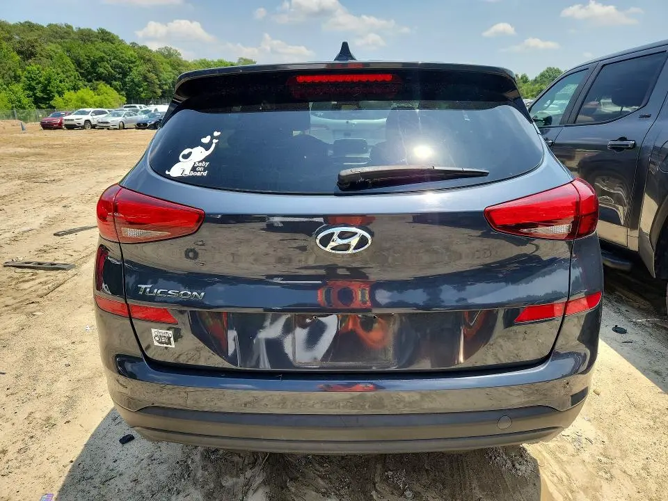 2019 HYUNDAI TUCSON SE  