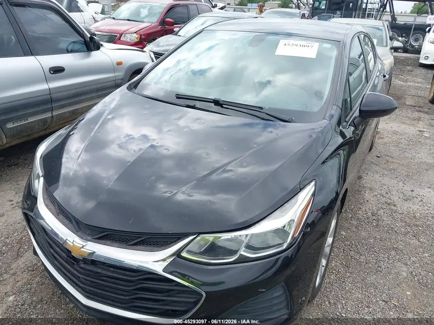 2019 CHEVROLET CRUZE LS