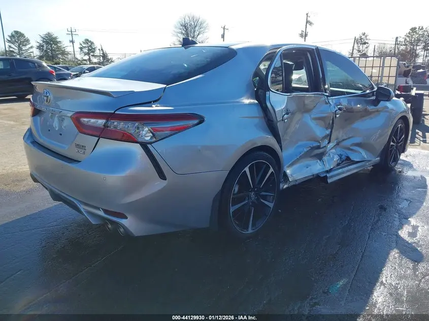 2018 TOYOTA CAMRY XSE V6