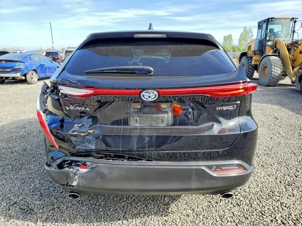 2021 TOYOTA VENZA LE  
