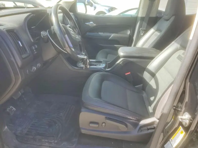 2017 GMC CANYON SLE  