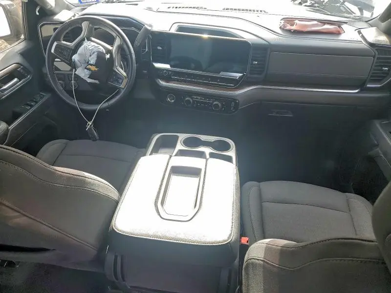 2022 CHEVROLET SILVERADO C1500 LT  