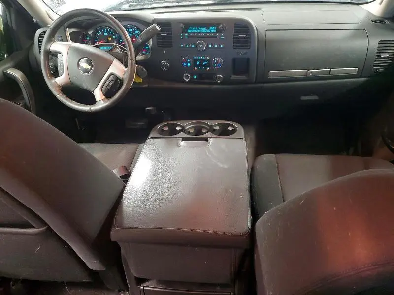 2010 CHEVROLET SILVERADO K1500 LT  