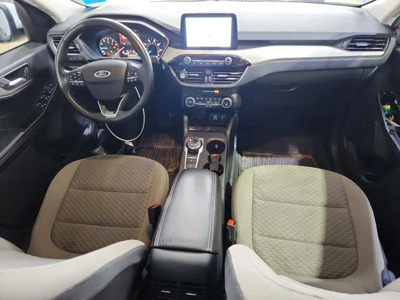2021 FORD ESCAPE SE  