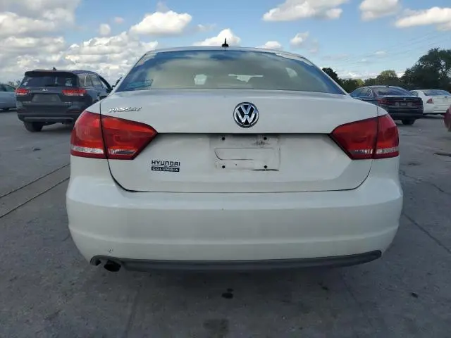 2012 VOLKSWAGEN PASSAT S  